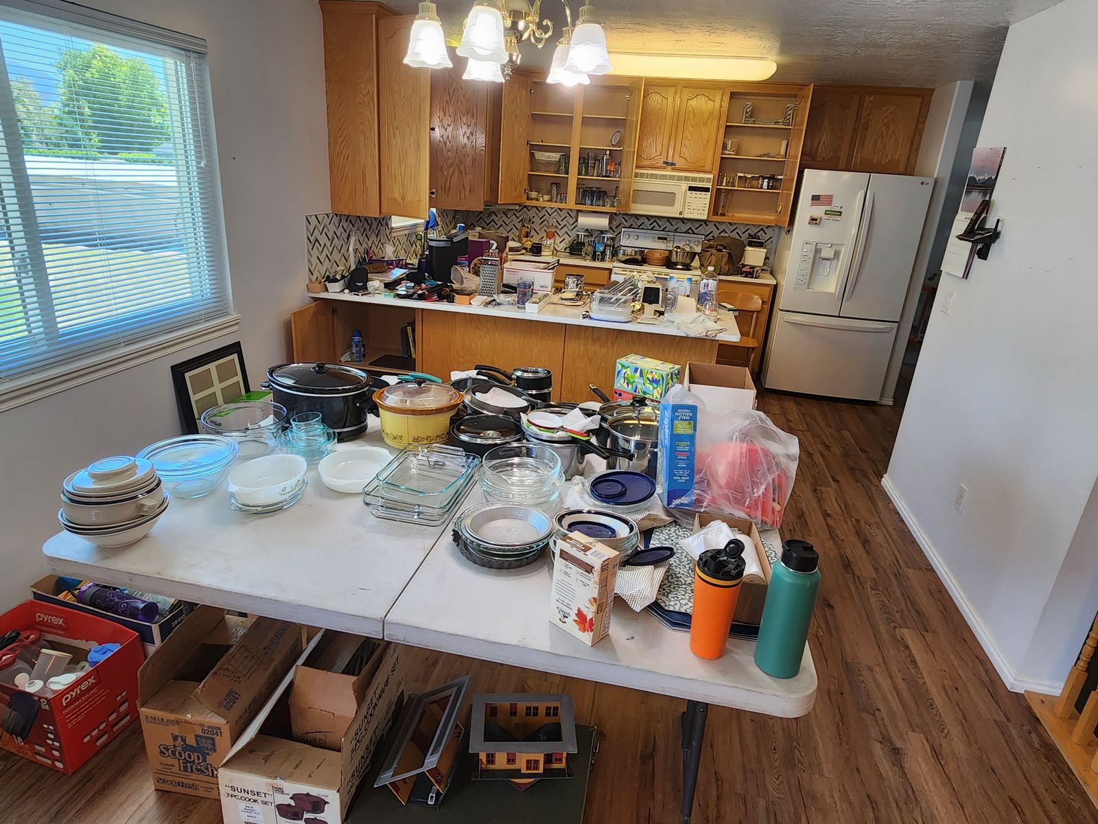 Main image 6