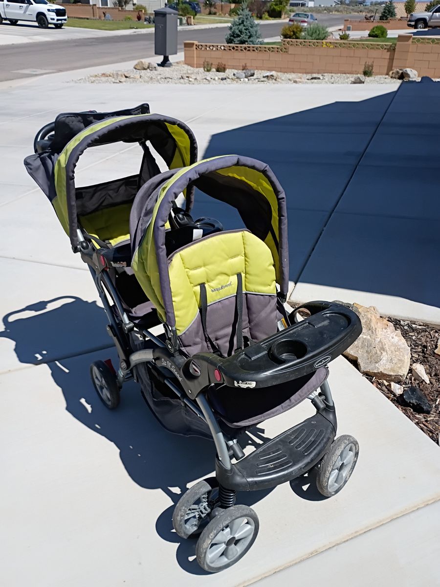 Baby Trend Sit 'N Stand Double Stroller - Gray & Lime Green