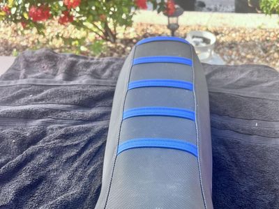 2007 seat and gas tank