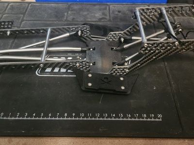 RP Custom Carbon Fiber RC Crawler Chassis with Kraken Skid Plate & Links