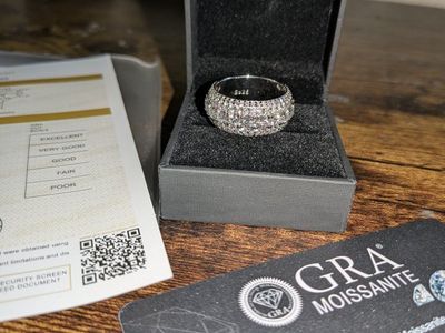 Moissanite Mens Ring Size 9