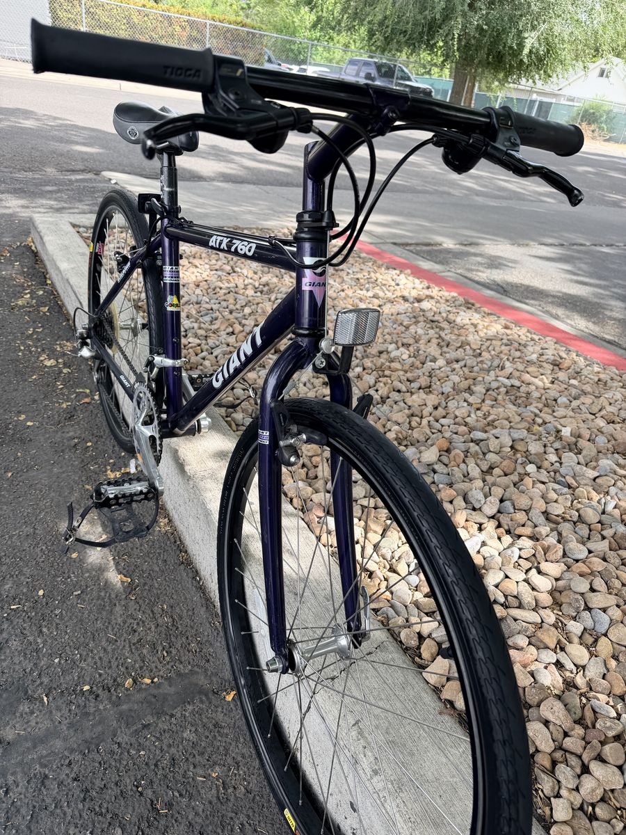 Giant ATX 760 Mountain Bike Purple Vintage Retro MTB Bicycle deore components 