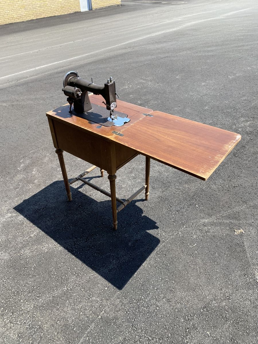 Main image 6
