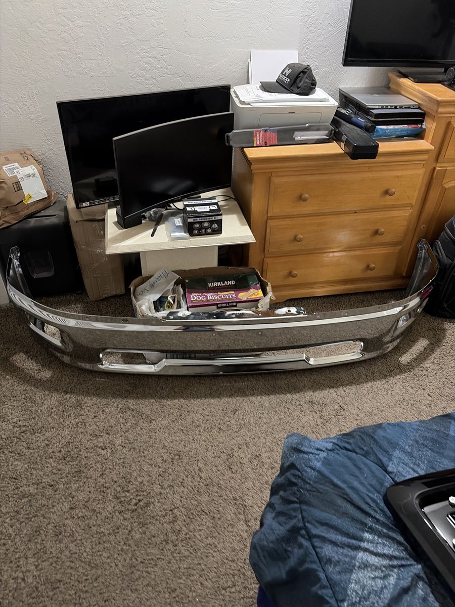 2011-2012 Ram 1500 New chrome front bumper, never installed
