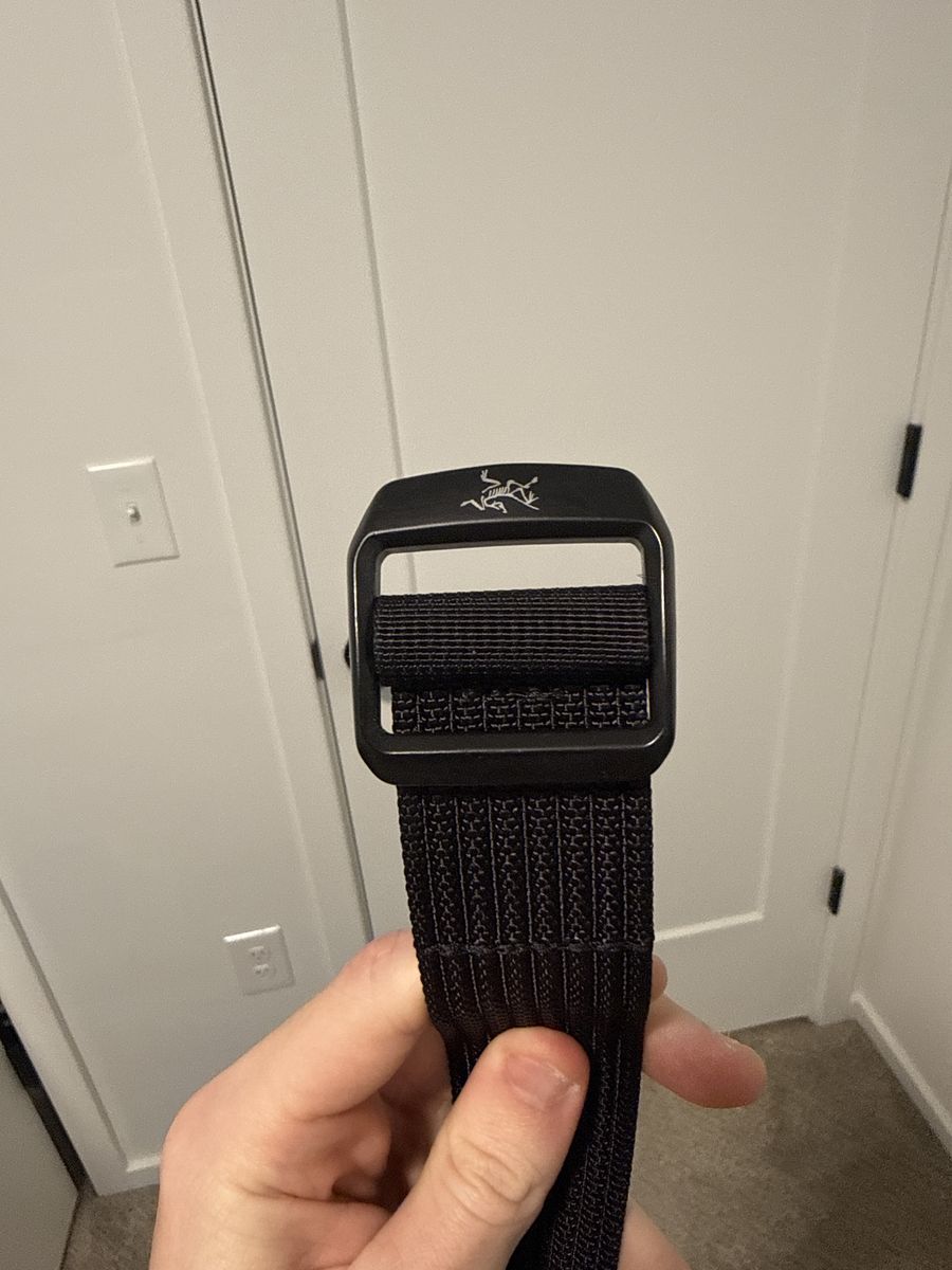 Medium Arcteryx Belt
