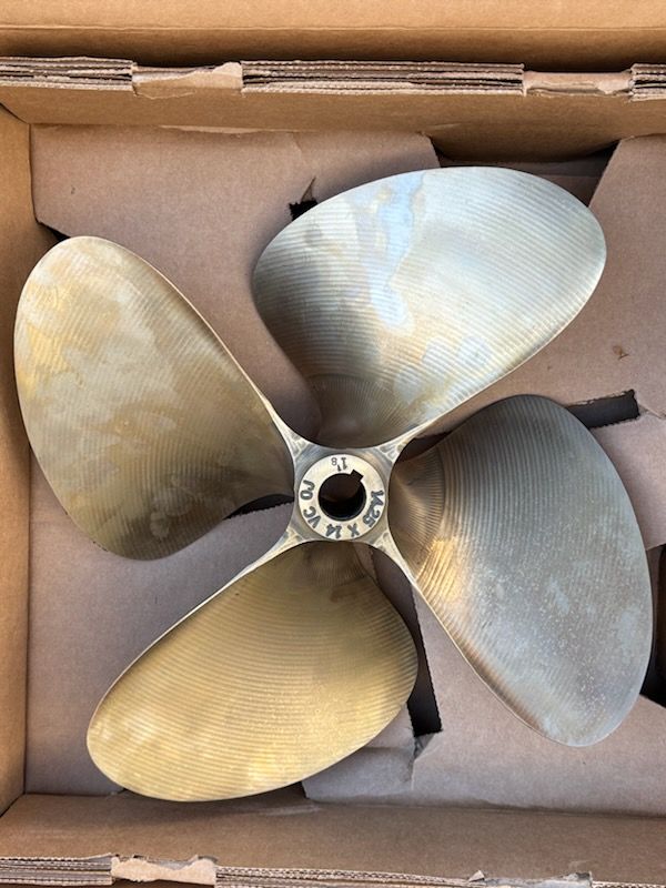 OJ VC 14.25 x 14 Boat Propeller - 4 Blade Bronze Marine Prop