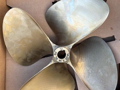 OJ VC 14.25 x 14 Boat Propeller - 4 Blade Bronze Marine Prop
