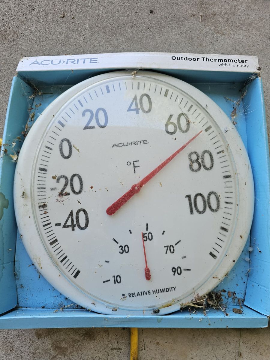 Outdoor thermometer 