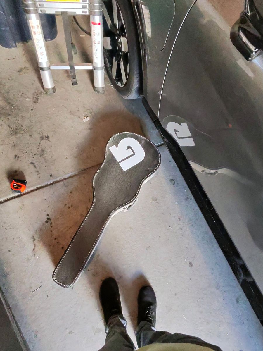 Main image 4