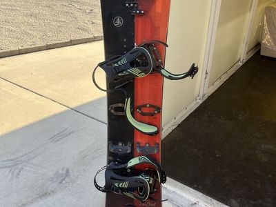 Burton freebird women’s splitboard w/ spark r&d bindings