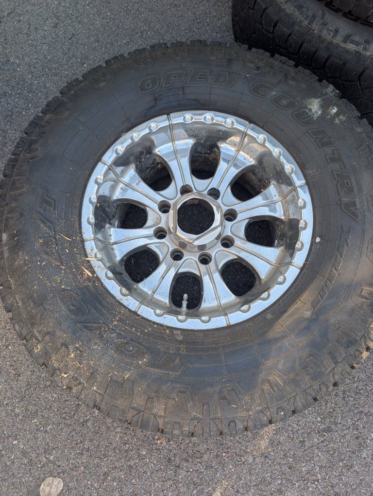 8*6.5 wheels and tires