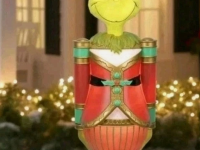 Dr. Seuss' The Grinch Christmas Nutcracker LED Blow Mold Outdoor Decor 72"