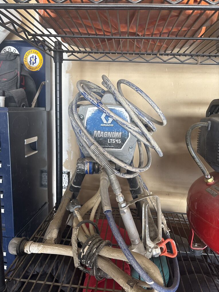 Airlesss Paint Sprayer