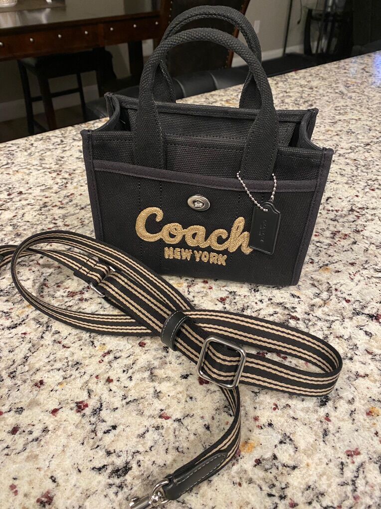 COACH CARGO TOTE BAG 20
