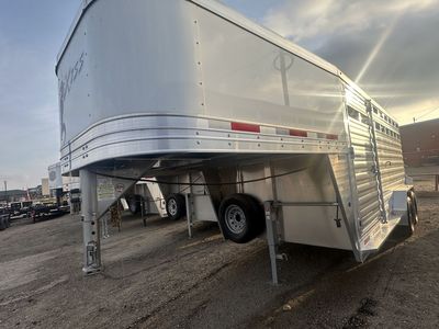 NEW 2023 Exiss 16' Gooseneck Stock Trailer