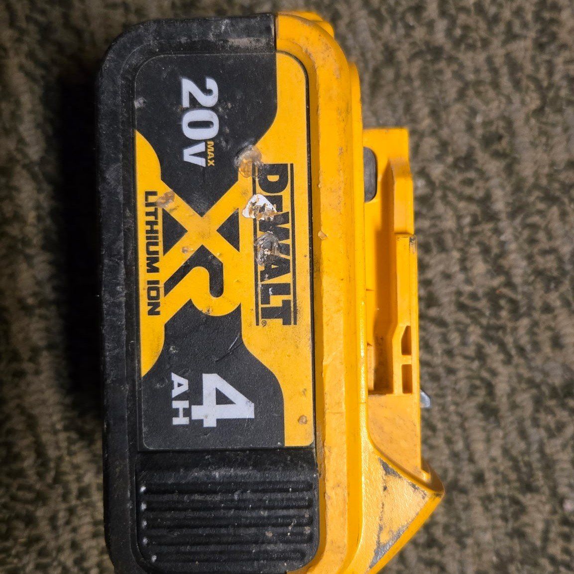 dewalt battery