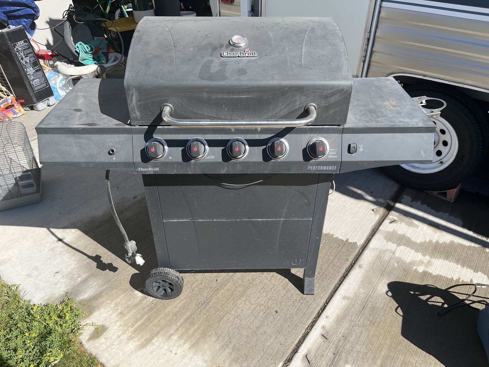 Char-Broil Performance Series 4-Burner Gas Grill - Used, Black