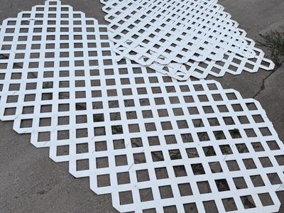 FREE -White Plastic Garden Lattice Panels