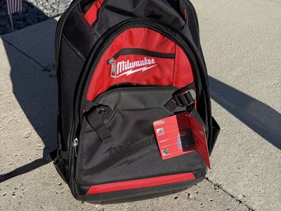 Milwaukee Jobsite Backpack 35 pockets