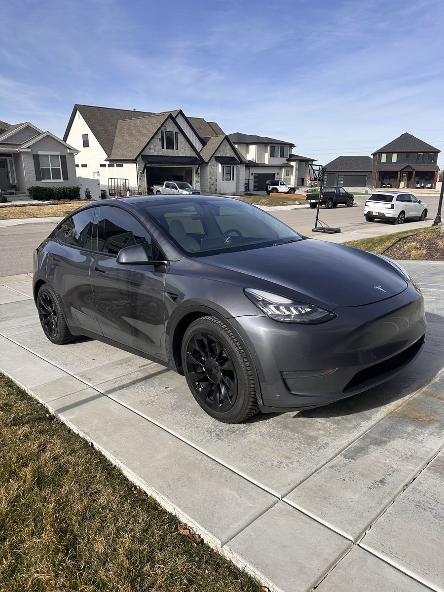 2020 TESLA MODEL Y Long Range