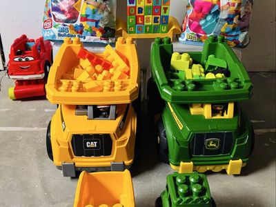 Big Set of Cat & John Deere Mega Blocks