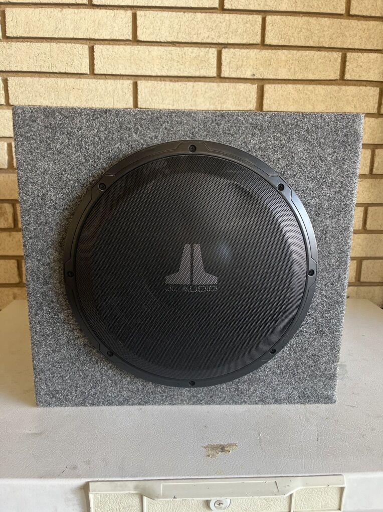 12 JL Audio