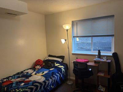 Private bed & bath for $475, female