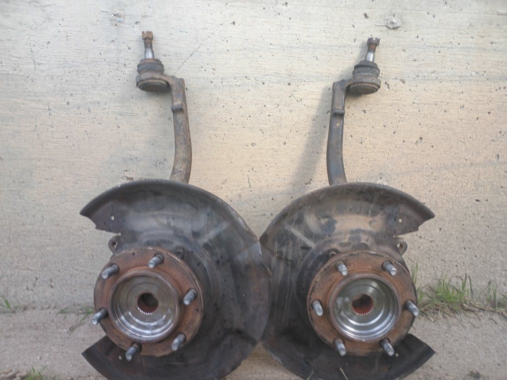 2000 - 2006 first gent tundra spindles