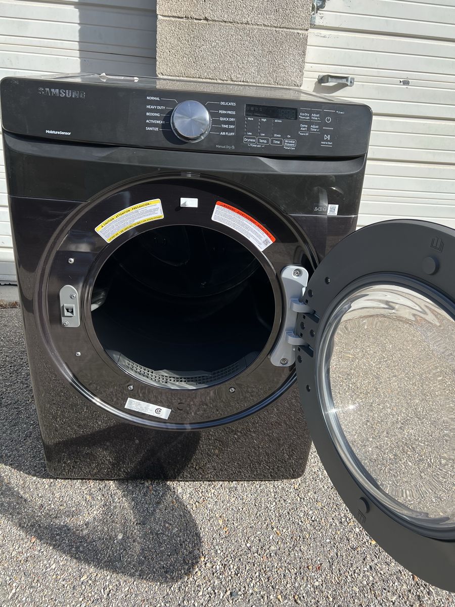 Samsung DVE50M7450V Front Load Electric Dryer MultiSteam 7.4 cu. ft. Black Stainless Steel