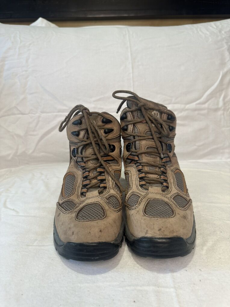 Vasque Men’s Size 9w Gore-Tex Mid Hiking Boots