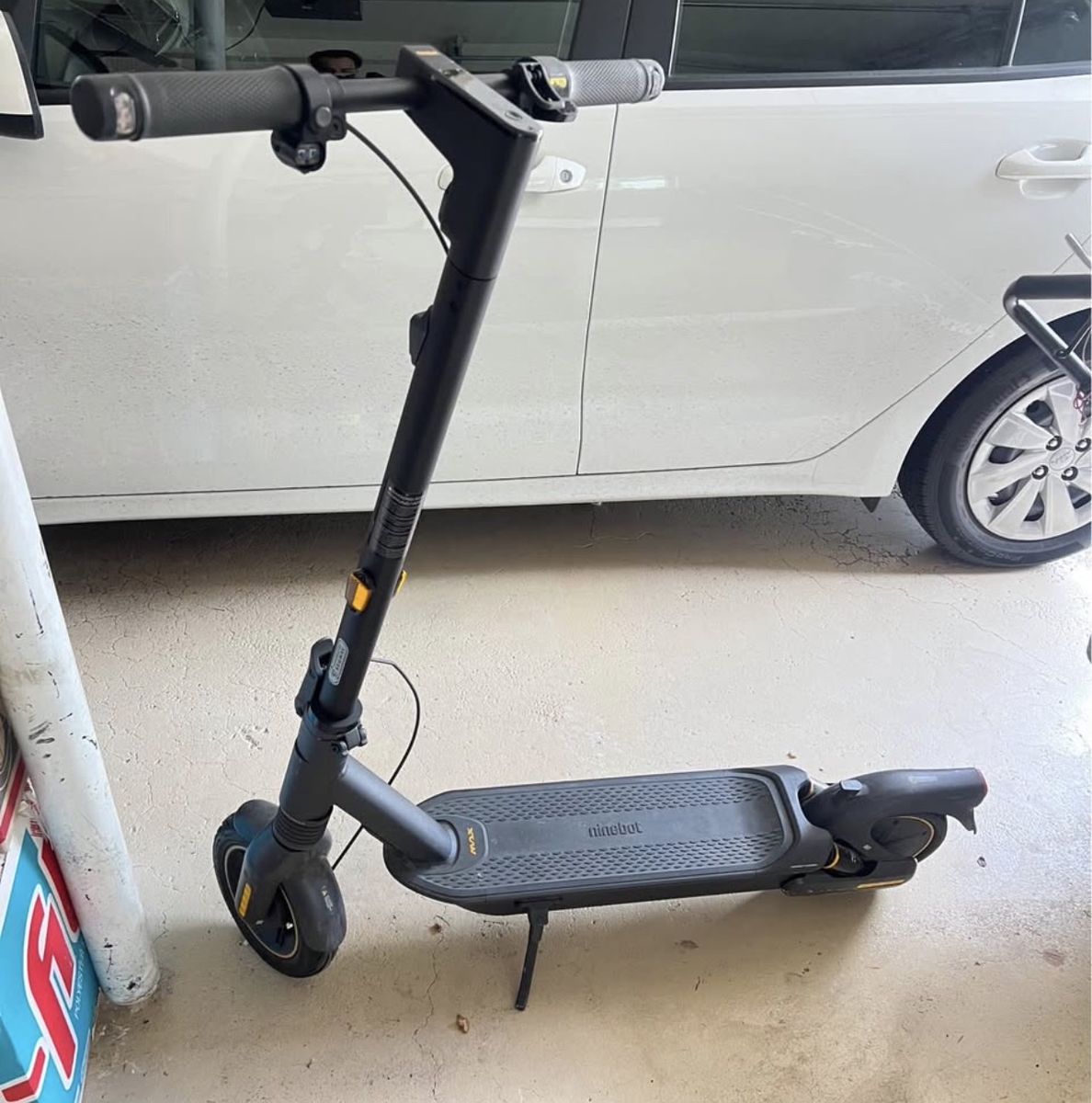 Segway Ninebot MAX G30LP Electric Kick Scooter - Max Speed 22 mph, 45-Mile Range
