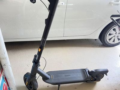 Segway Ninebot MAX G30LP Electric Kick Scooter - Max Speed 22 mph, 45-Mile Range