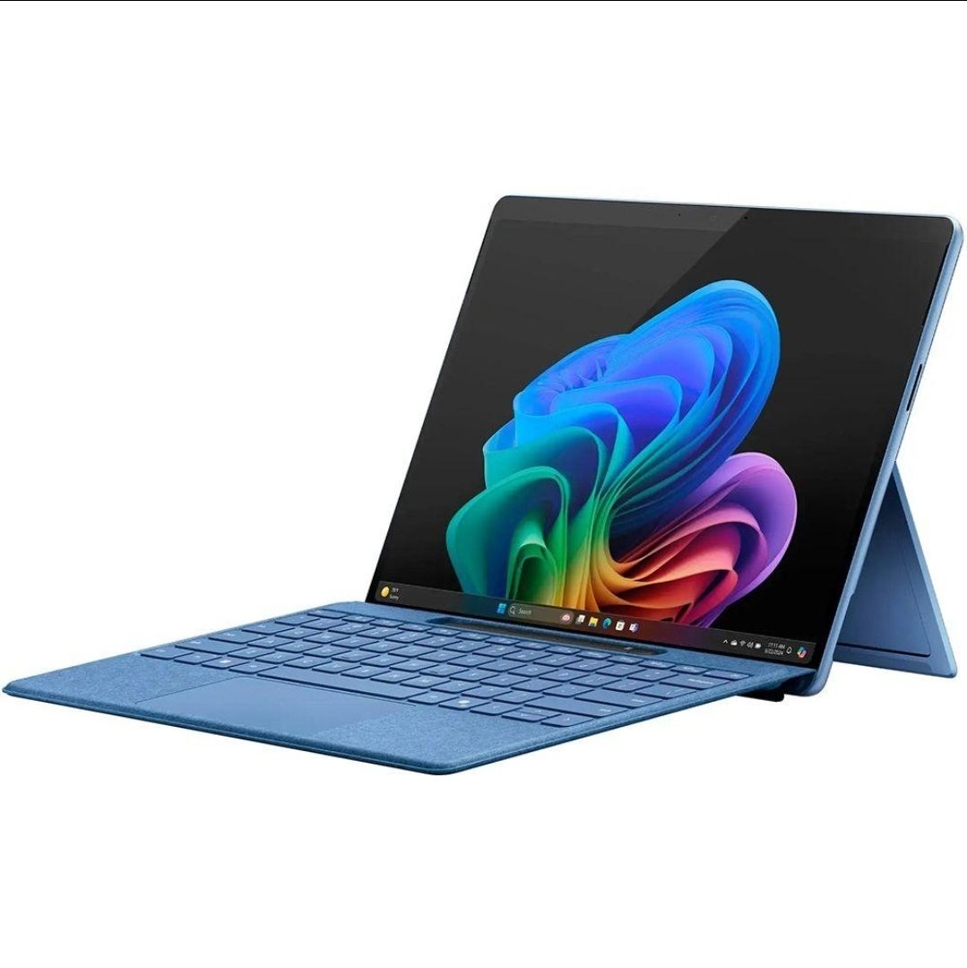 Microsoft Surface Pro 11 - 512GB / 16GB - Keyboard + Pen - Mint Condition