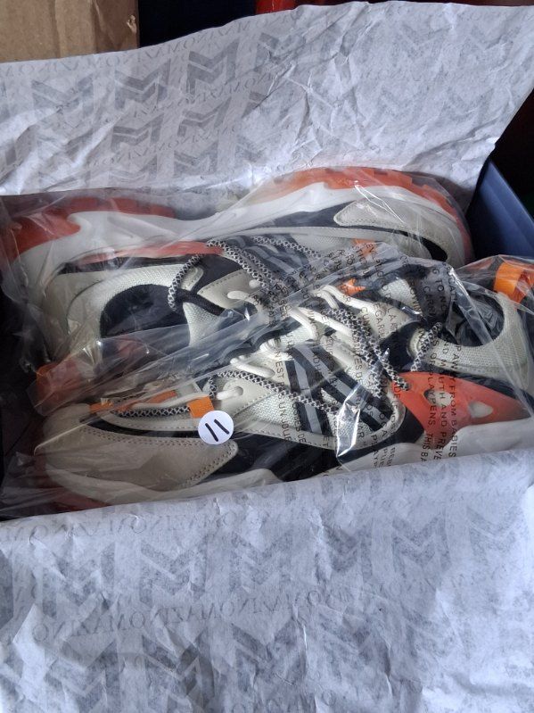 Men's Mazino Shoes Size 11