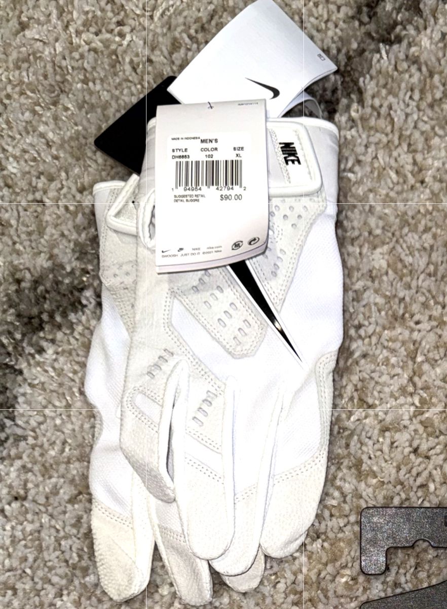 Nike Men's XL White DH6653 Style Gloves - Baseball/Softball Batting
