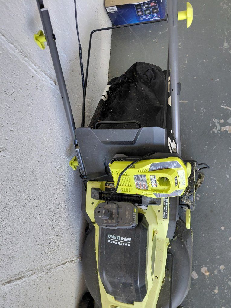 Ryobi ONE+ HP Brushless 18V Cordless Electric Walk-Behind Push Mower 16" Cut