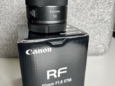 Canon RF 50mm 1.8