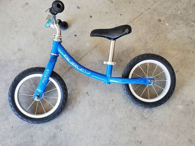 Burley mykick balance bike