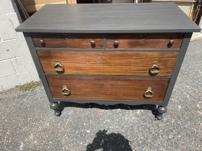 Dresser 4 drawers