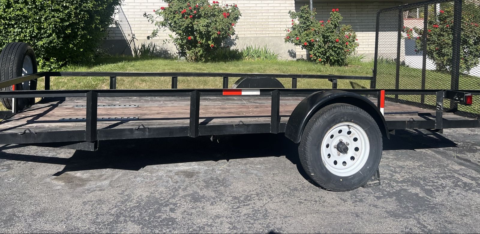7x14 Flatbed Trailer - Upgraded tracks & tie-downs, New Tires (2022), Life Elevated Trailer