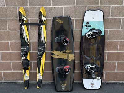 Kids Waterskis Gator 137 Byerly Monarch 156 Wakeboard