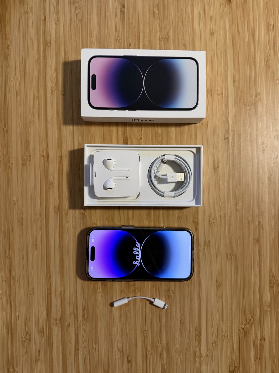 iPhone 14 Pro 512 GB in Deep Purple BUNDLE! 
