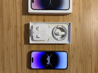 iPhone 14 Pro 512 GB in Deep Purple BUNDLE!