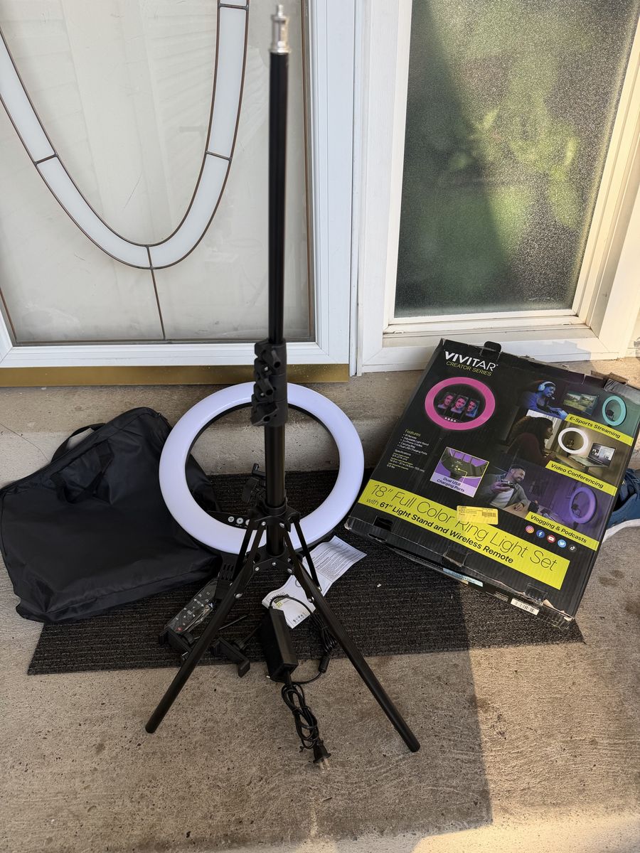 Vivitar 18" Full Color Ring Light Set with 61" Light Stand