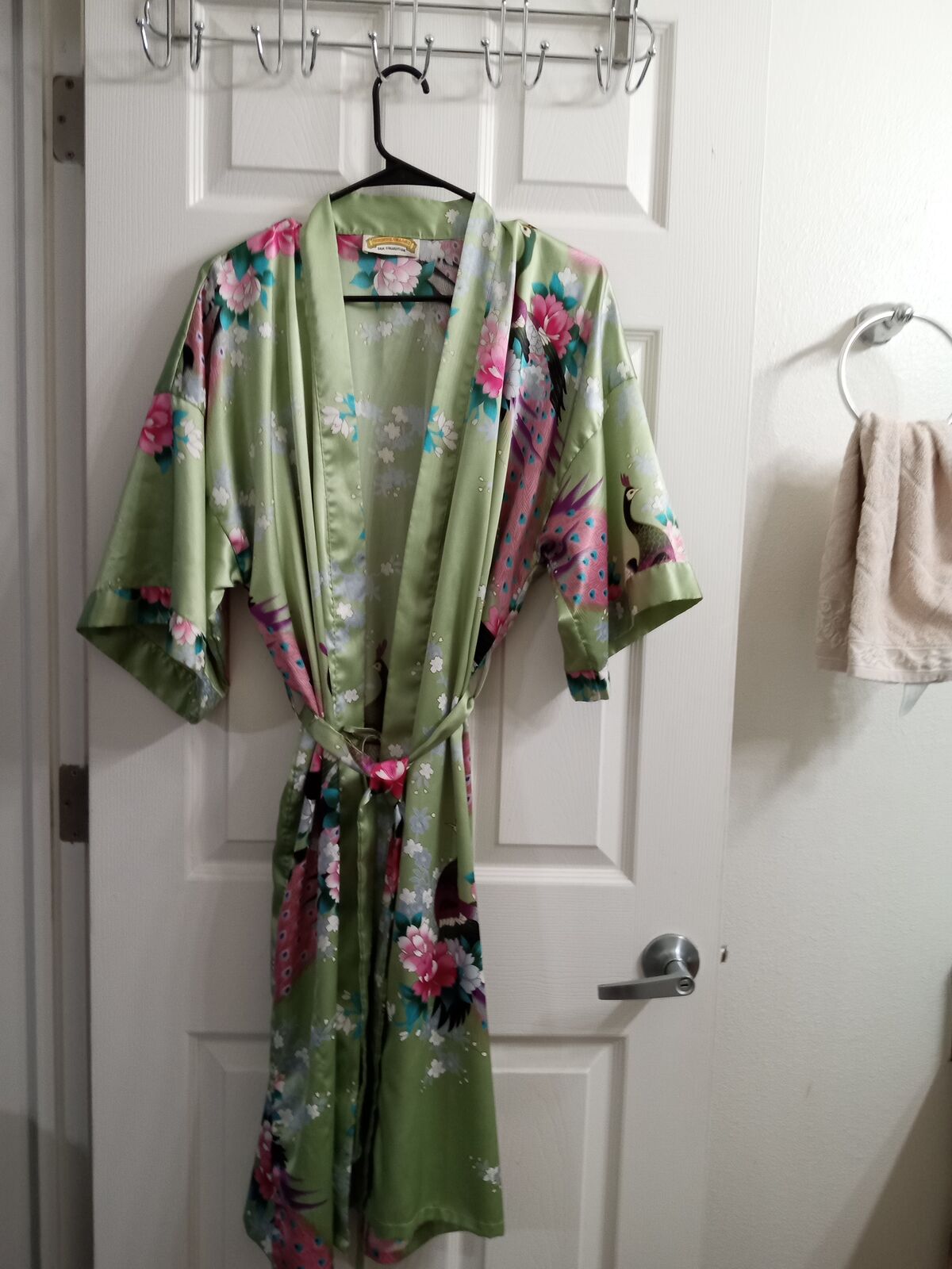 Japanese vintage silk kimono robe sleepwear