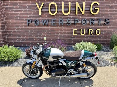 2027 Triumph SPEED TWIN 1200 CAFE RACER