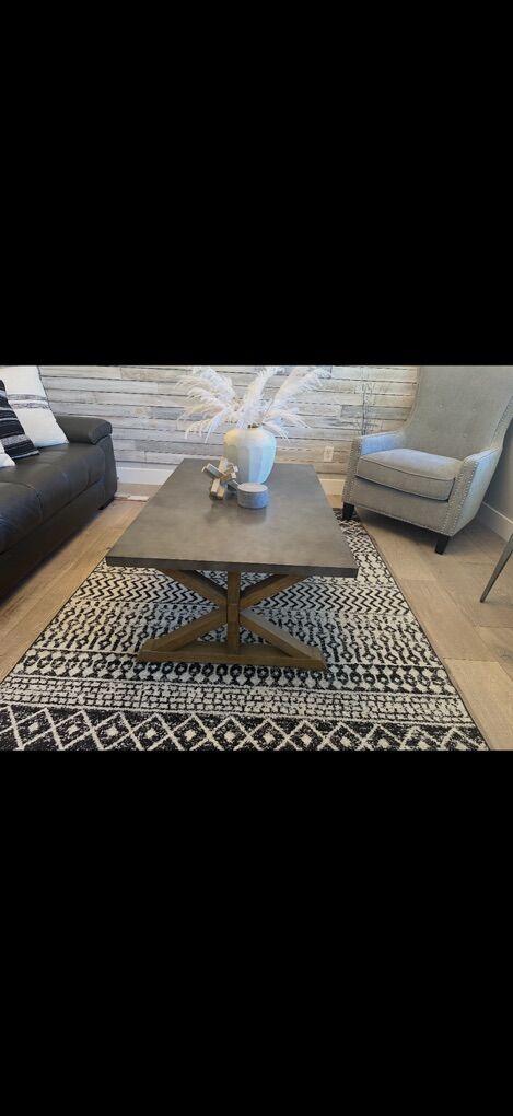 Metal/Wood Coffee Table