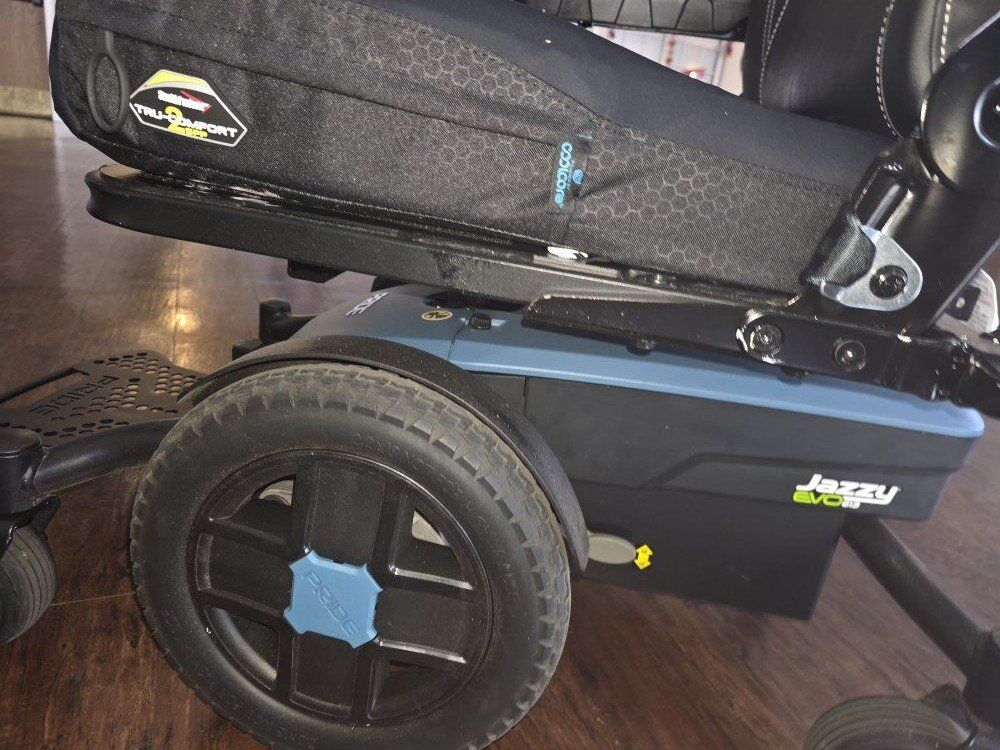 Electric wheel chair