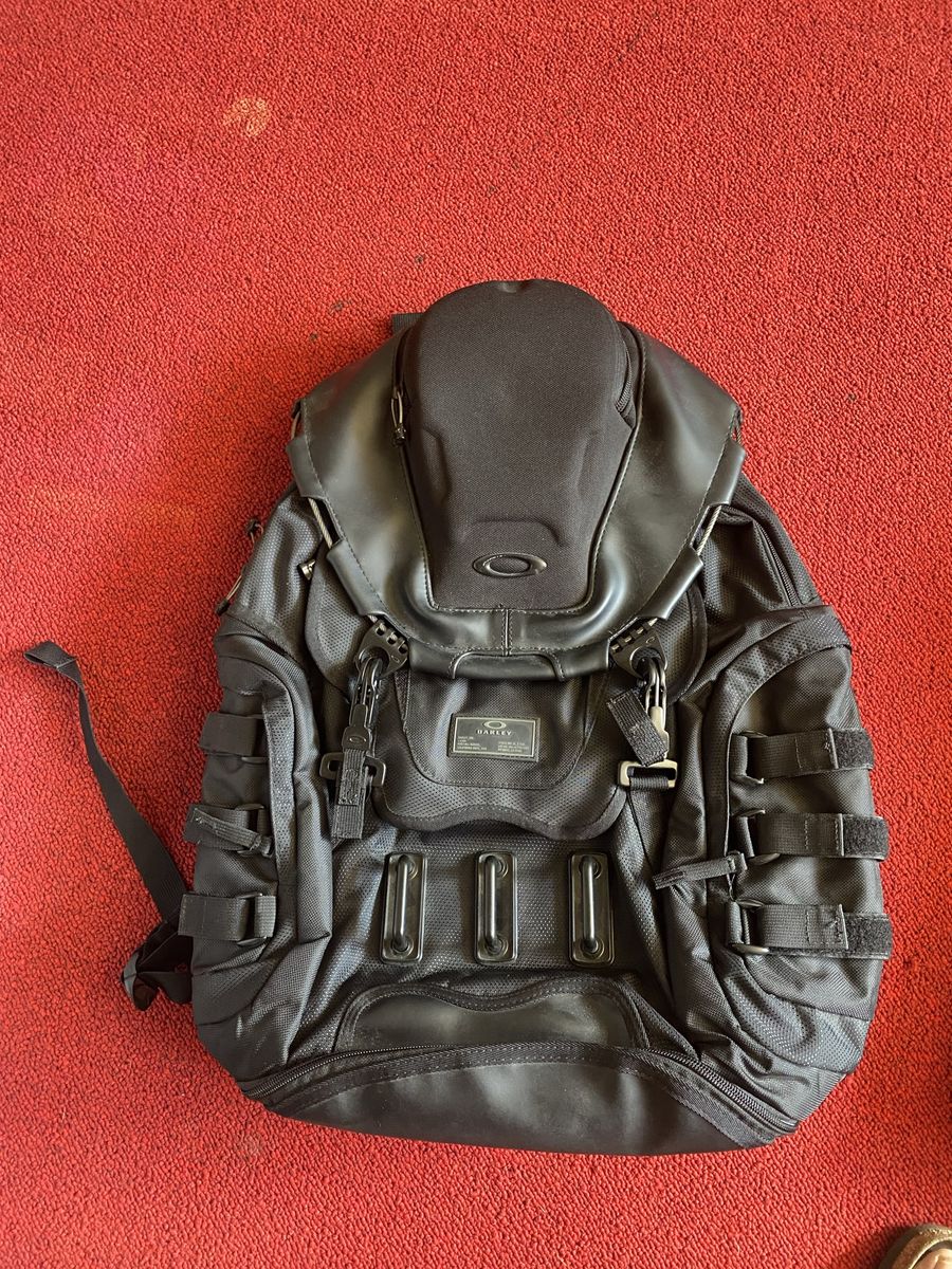 Oakley Kitchen Sink Backpack