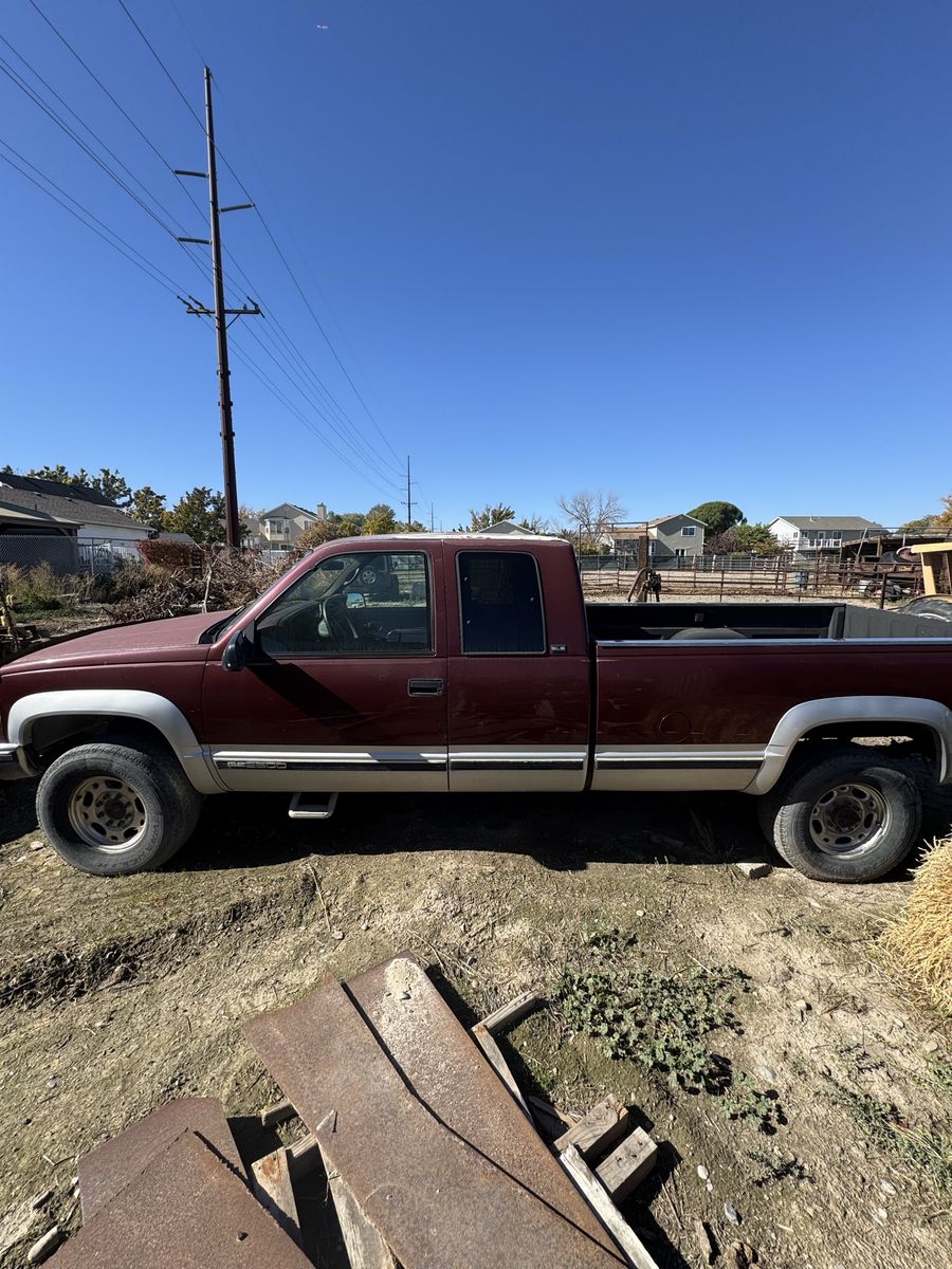 1997 GMC 2500 SLE
